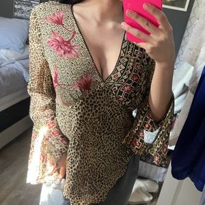 90s/00s Spencer Jeremy Silk Top size M 10/10

#90s #00s #y2k #silk